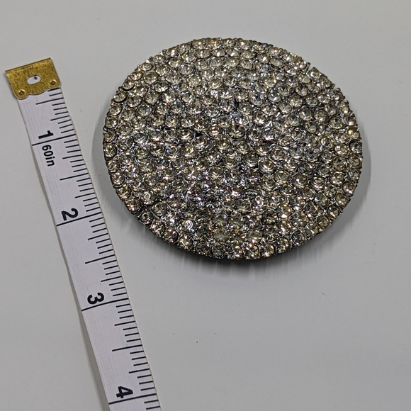 Retro Glamorous Clear Rhinestone Encrusted Round Belt Buckle Statement Piece - Picture 5 of 5